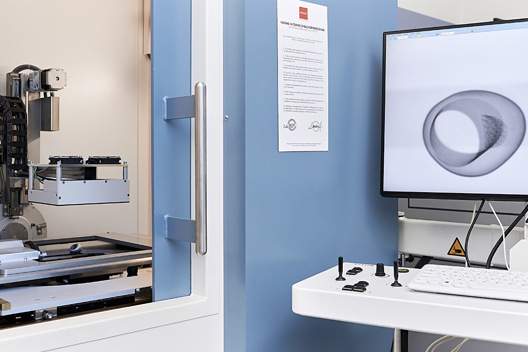 X-ray tomograph